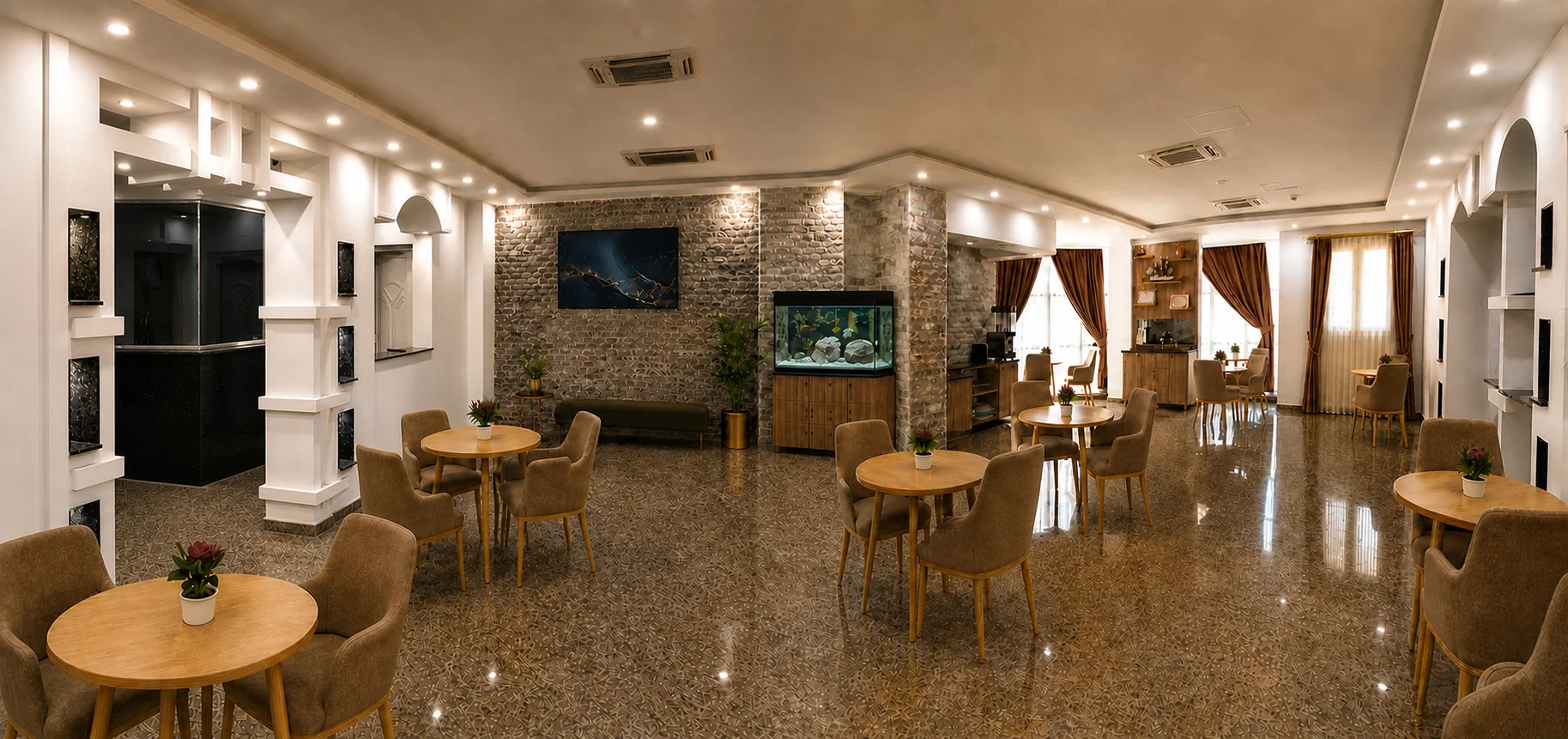 Panoramic Hôtel Elchark reception and lounge