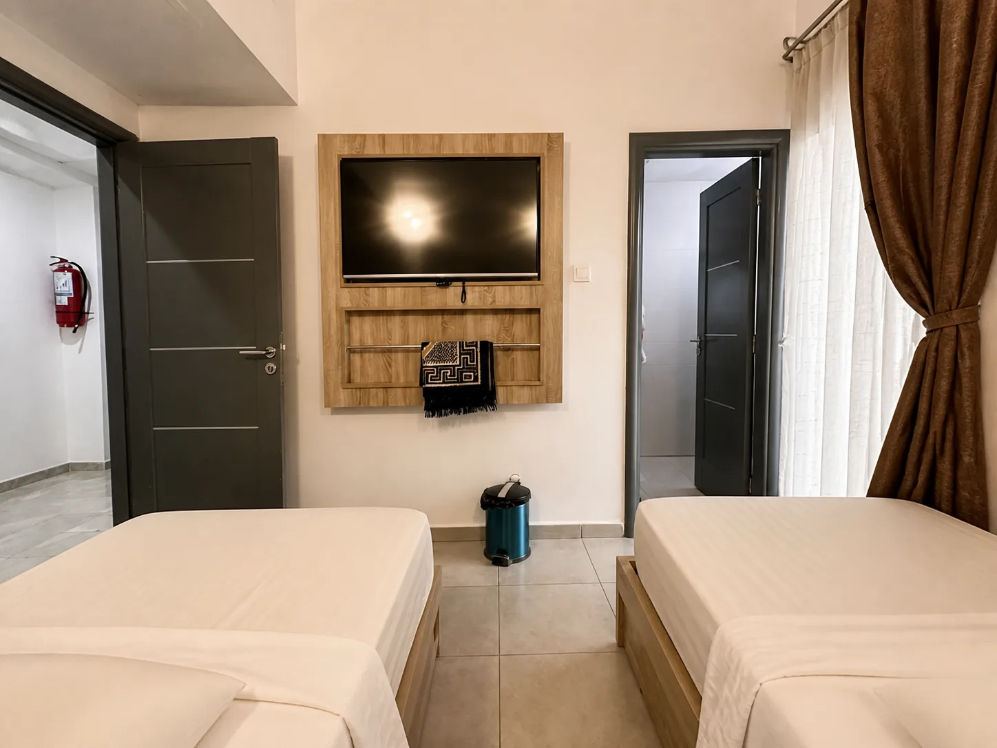 Twin room detail
